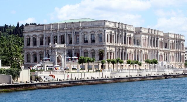 File:RealWorld Ciragan Palace Kempinski.jpg