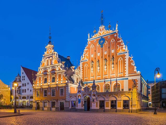 File:RealWorld Merchants' Guildhall.jpg
