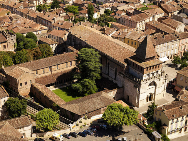 File:RealWorld Cluny Abbey.jpg
