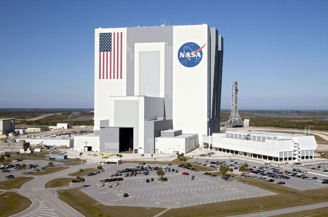 File:Vehicle Assembly Building.jpg