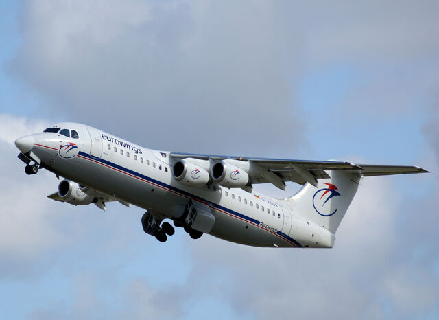 File:RealWorld Turboprop Airplane.jpg