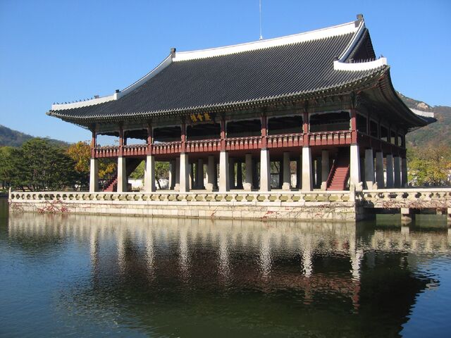 File:RealWorld Gyeonghoeru Pavilion.jpg