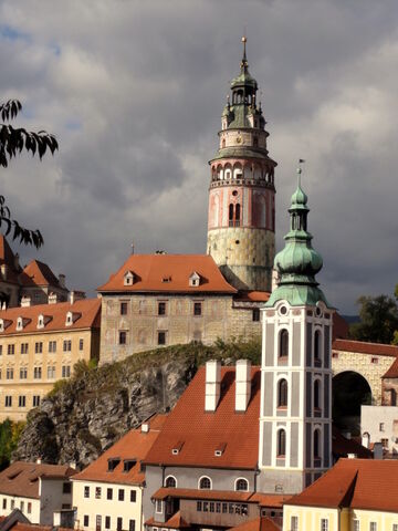 File:RealWorld Krumlov Tower.jpg