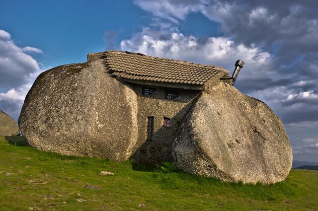 File:RealWorld Ogre Hut.jpg