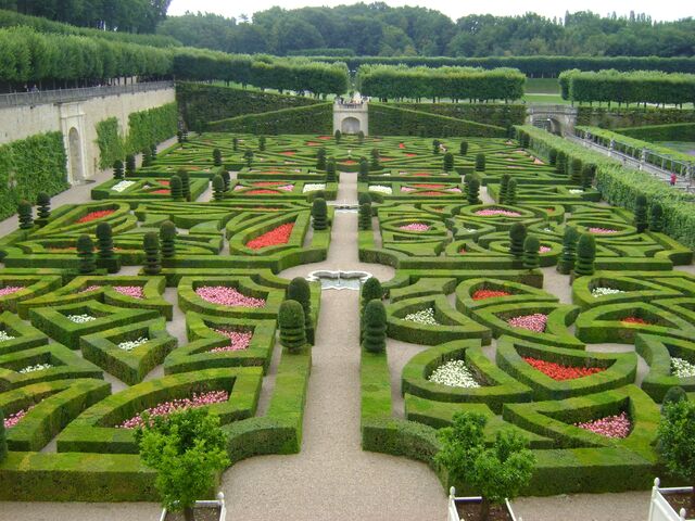 File:RealWorld Villandry Garden.jpg