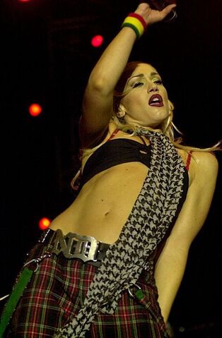 Bestand:GwenStefani.jpg