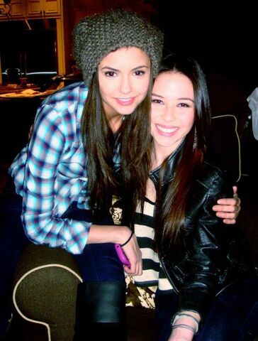 File:Malese-Jow-facebook-anna-the-vampire-diaries-12012067-546-720.jpg