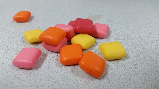 File:Minis closeup.jpg