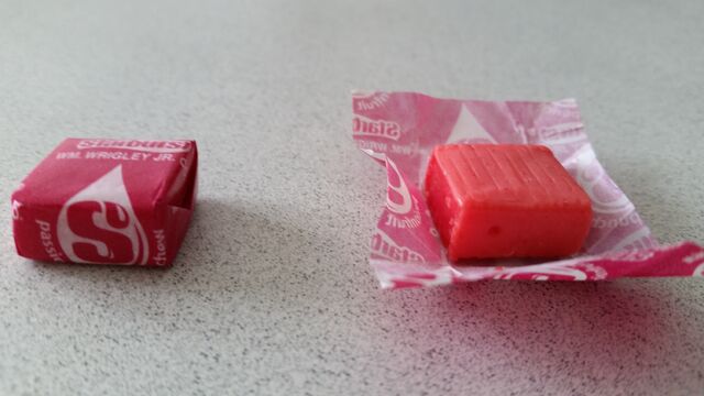 File:Passionfruit punch chews.jpg