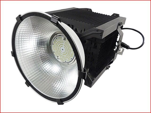 File:Big floodlight.jpg