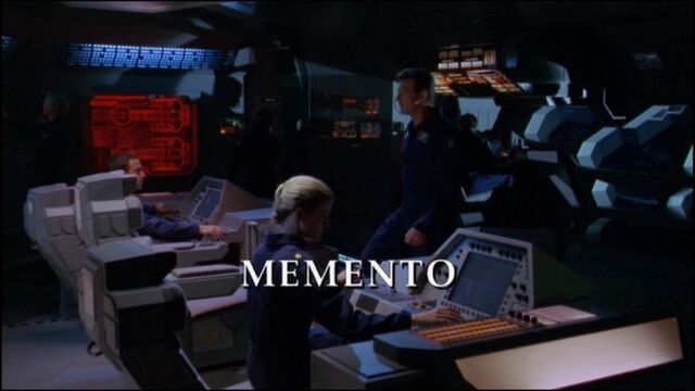 Fichier:SG1-06x20-episodetitle.jpg