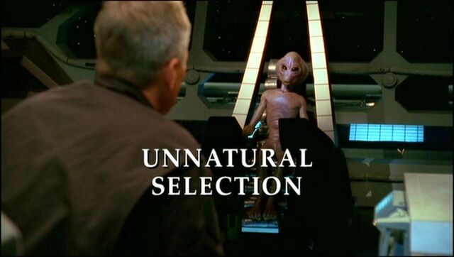 Fichier:SG1-06x12-episodetitle.jpg