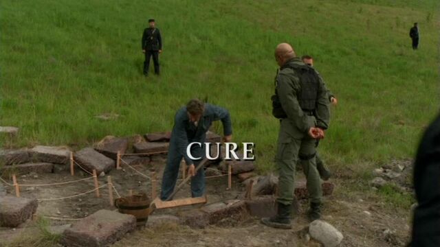 Fichier:SG1-06x10-episodetitle.jpg