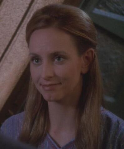 File:Sarina Douglas.jpg