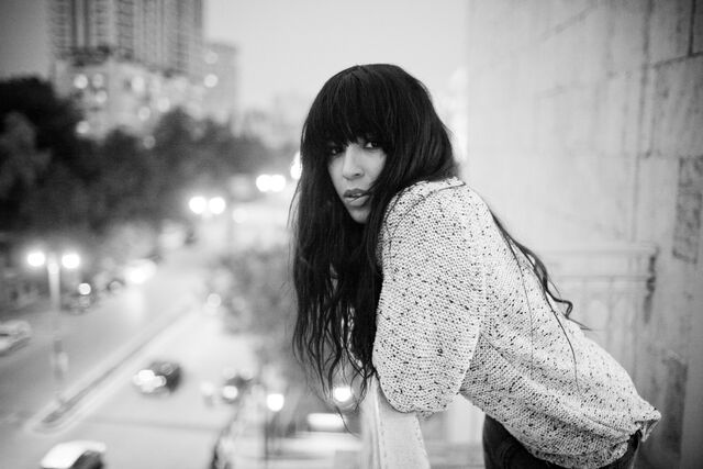 Файл:Loreen-black-and-white.jpg