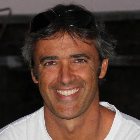 File:AngelUnzueta.png