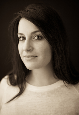 File:LizCummings.png