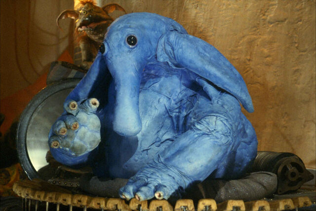 File:Max Rebo Playing.jpg