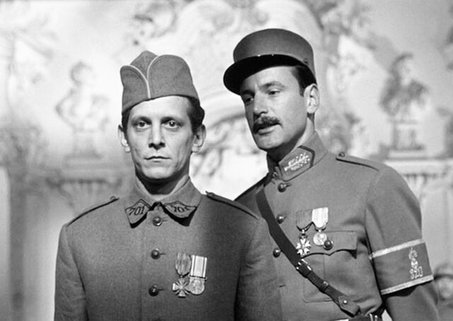 File:PathsOfGlory 181Pyxurz.jpg