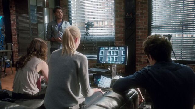 File:Stitchers1.04-176.jpg