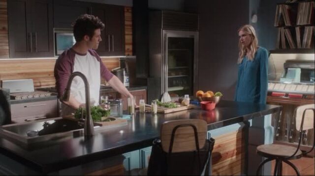 File:Stitchers1.01-00314.jpg