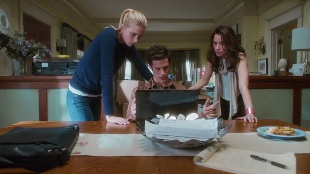 File:Stitchers101 1970.jpg