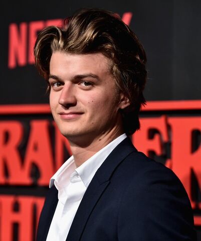Archivo:Joe Keery.jpg