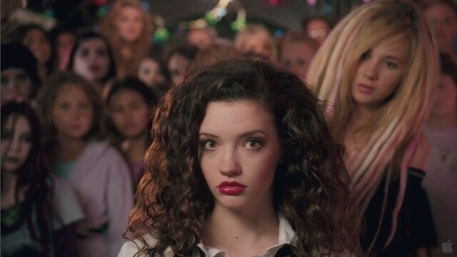File:St-Trinian-s-Beauty-talulah-riley-8736765-1280-720.jpg