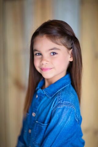 File:Ariana1.jpg