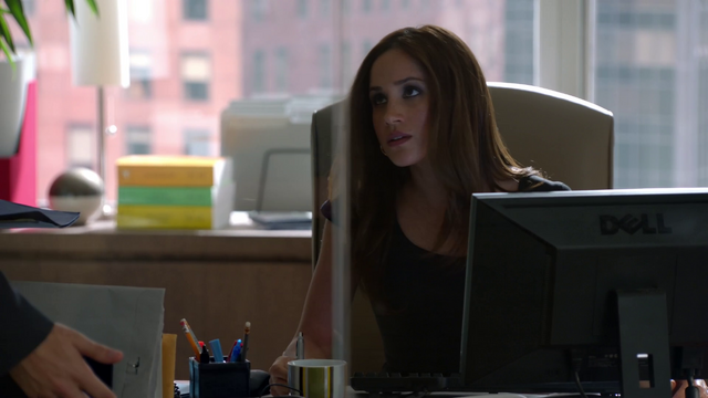 File:S01E02P005 Rachel.png