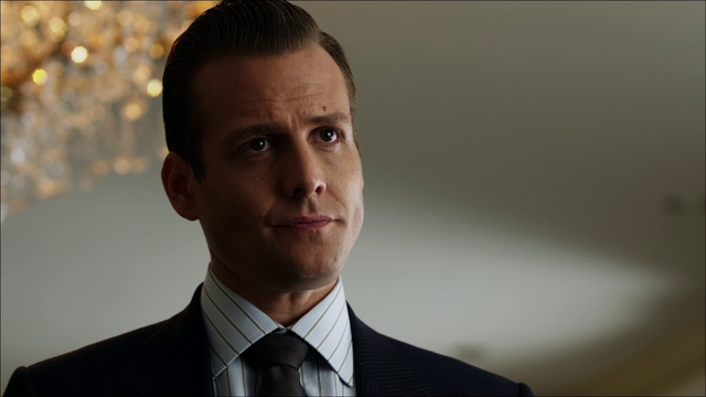 File:S01E01P31 Harvey.png