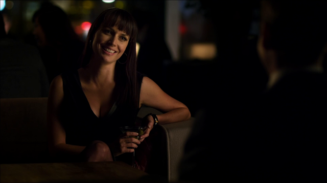File:S01E01P4701 Vanessa.png