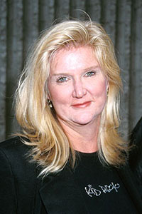 Dennie Gordon