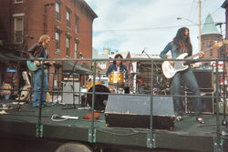 9-18-04larkfest