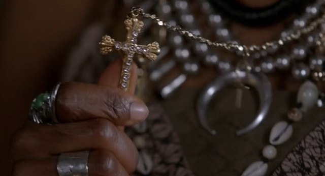 File:Clea's cross 1.png
