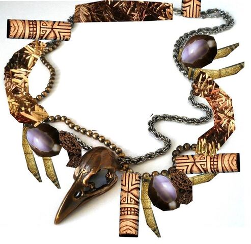 File:Camnecklace.jpg