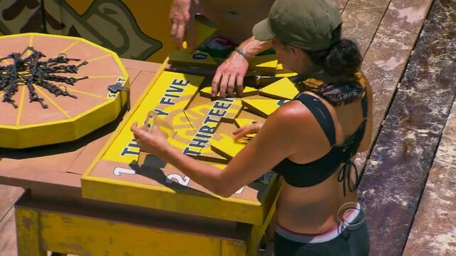 File:Survivor.s27e04.hdtv.x264-2hd 331.jpg