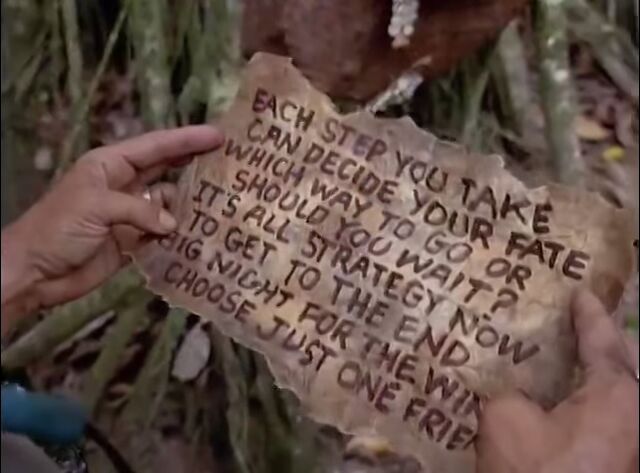 File:S4ep12RewardTreeMail.jpg