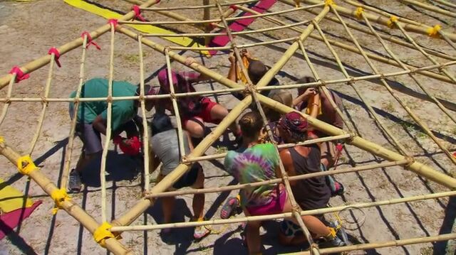 File:Survivor.s27e07.hdtv.x264-2hd 305.jpg