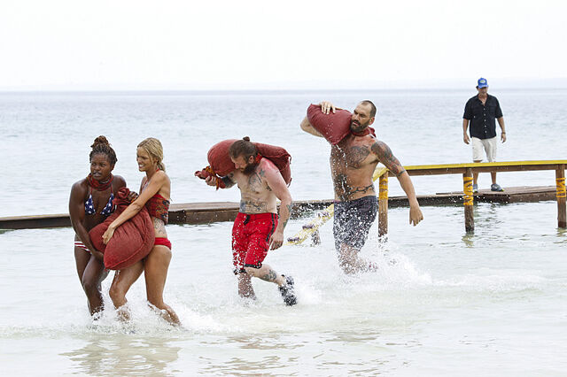 File:S32 press images ep3 0051.jpg