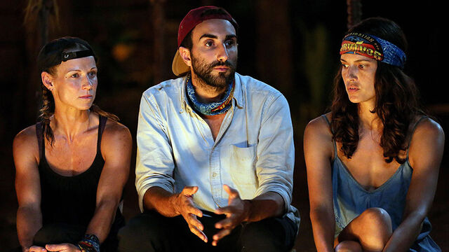 File:AustralianSurvivorEpisode7TribalCouncilSaanapuKylieNickandTegan.jpg