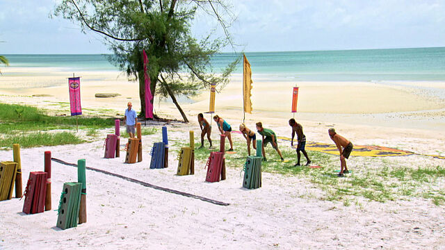 File:S31 press images ep14 0008.jpg