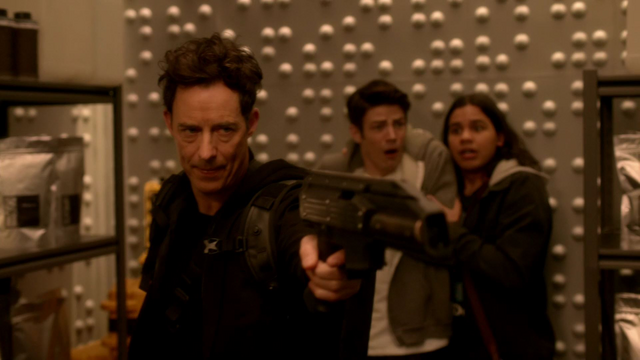 Plik:The.Flash.2014.S02E14.1080p.HDTV.X264-DIMENSION.mkv 000322198.png