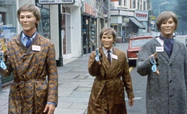 File:Autons invade.jpg