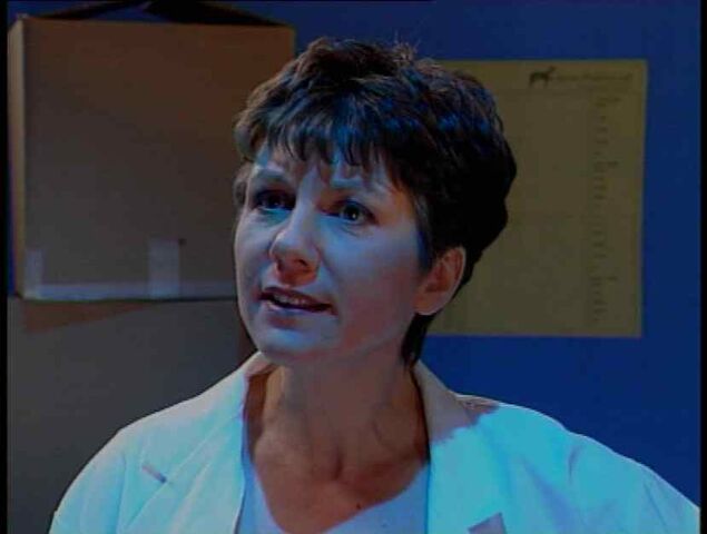 File:Sally Arnold BBV Auton.jpg