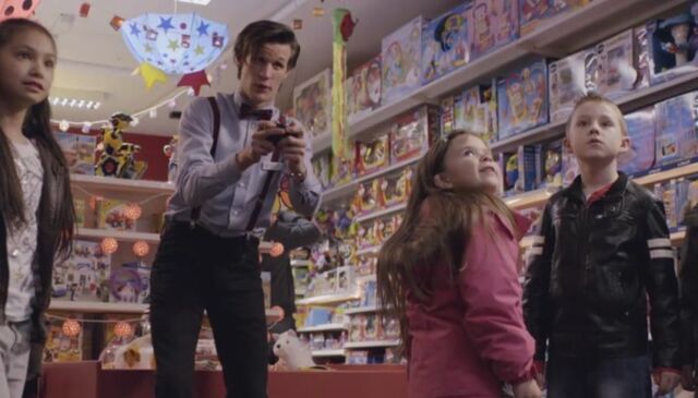 File:Eleven and kids.jpg
