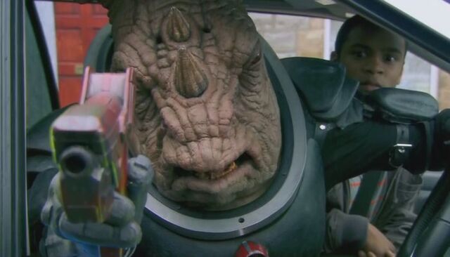 File:Sarah-jane-prisoner-of-the-judoon-45.jpg