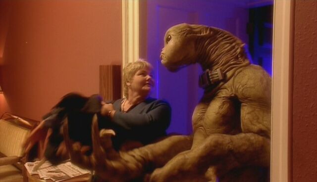 File:Slitheen changing room.jpg