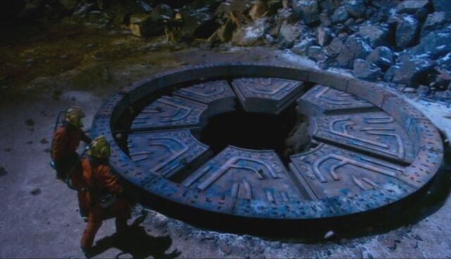 File:The pit opens.jpg
