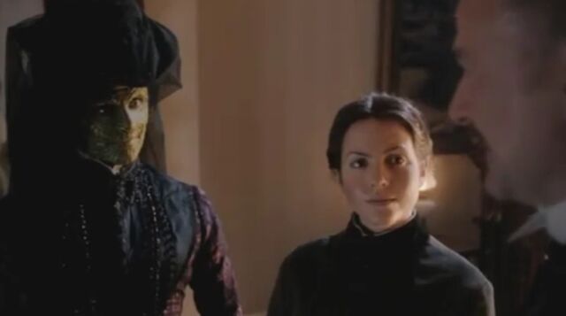 File:Vastra Investigates.jpg